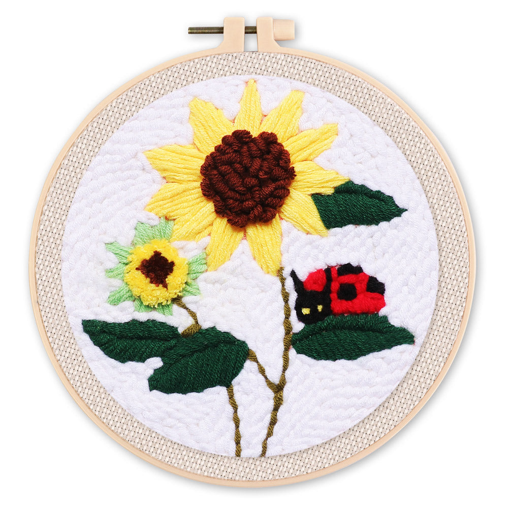 Punch Needle 20x20 Marienkäfer auf einer Sonnenblume - Kidis Art