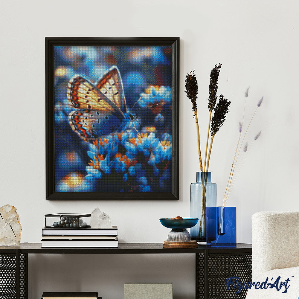 Diamond Painting 40x50 gerollte Leinwand Figured’Art Schmetterlinge und blaue Blumen - Kidis Art